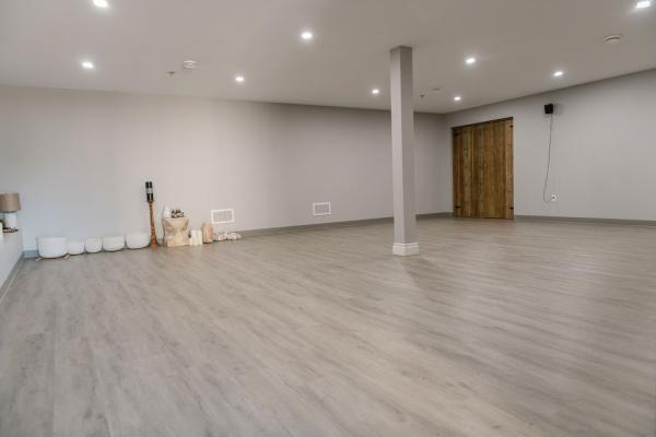 Sacred Spaces Brantford (Massage Therapy / Yoga Studio)
