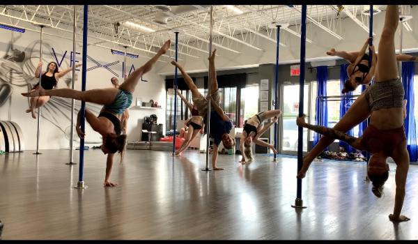 Studio Vexial Pole Fitness