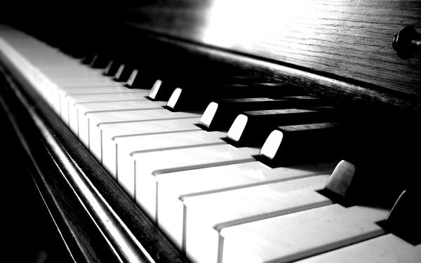 Candace Piano Magic