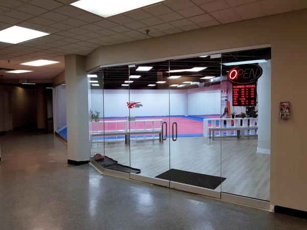Canadian Taekwondo Centre (加拿大跆拳道中心）