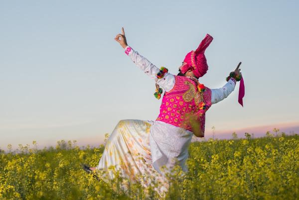 Dhamak Punjab Di Bhangra Academy