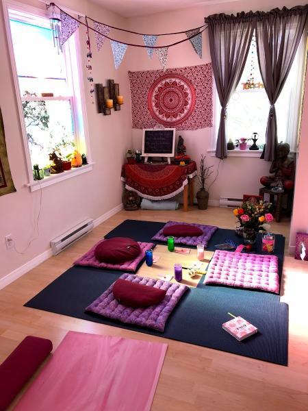 The Happy Lemon Yoga Shala