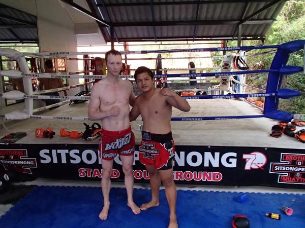 Kwest Muay Thai & Kickboxing