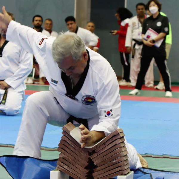 Blue Wave Taekwondo Canada