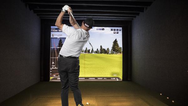Oakville Indoor Golf Centre